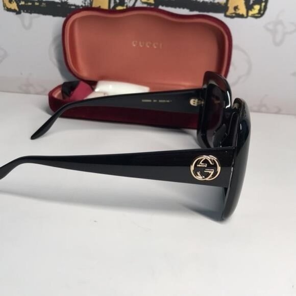 New Authentic ✨ Gucci GG0896S 001 – Oversized Black Square Sunglasses ✨ - Picture 11 of 13